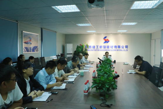 �½����ͽ��Ŀ�չ��λ���澺Ƹ