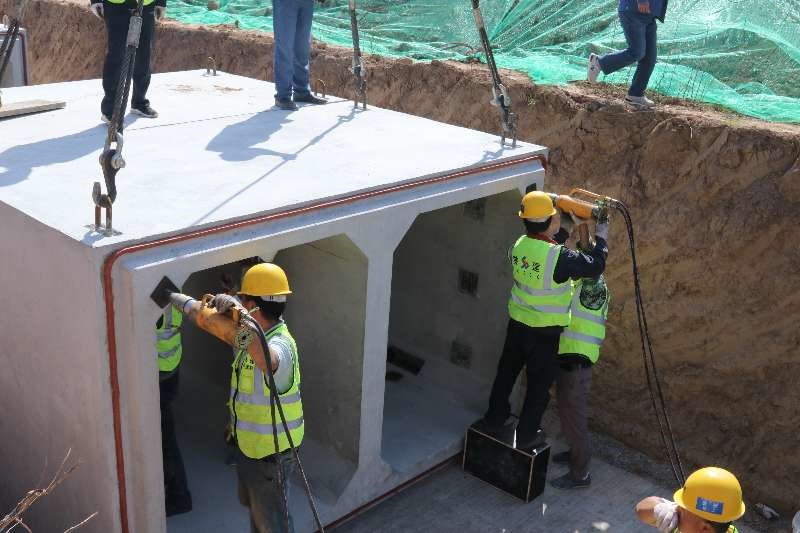 ���ˡ���·���������� �����׸�װ��ʽ�ۺϹ��ȹ���װ�ø�Ч���