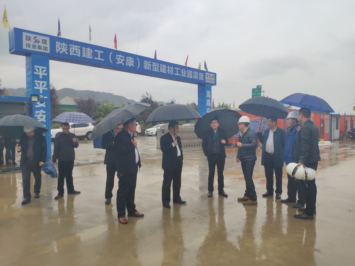 �½������ܾ���������һ�е����½������������ͽ��Ĺ�ҵ԰��Ŀ