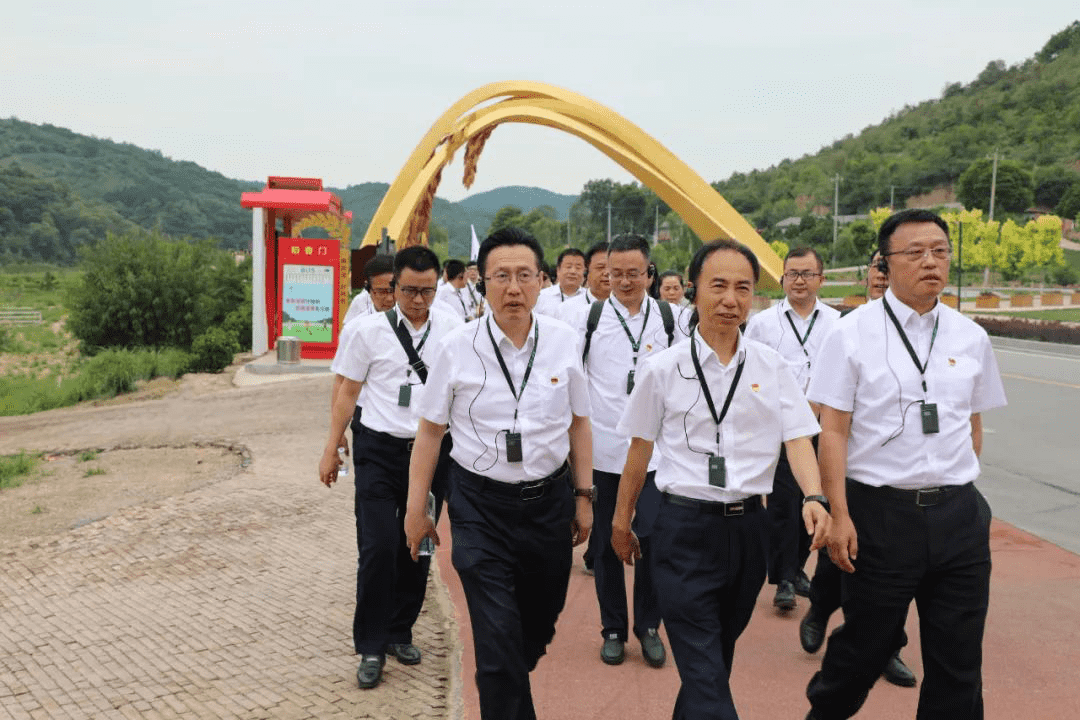 �±���(�й���)���޹�˾ - ����