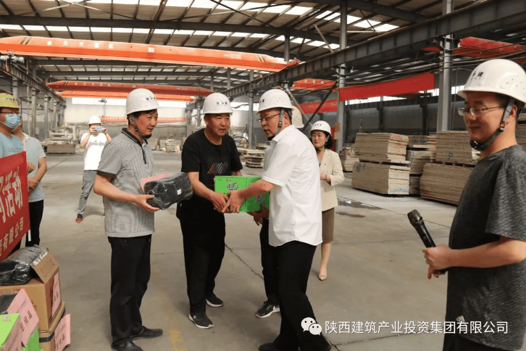 �±���(�й���)���޹�˾ - ����