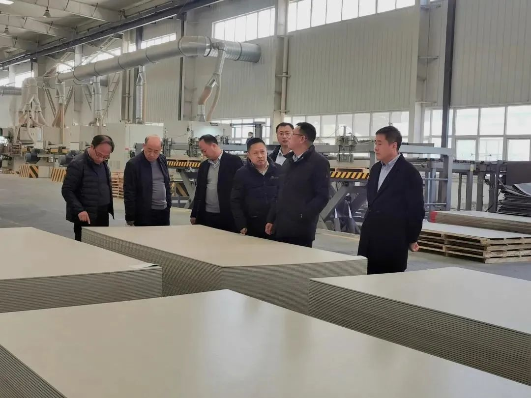 �±���(�й���)���޹�˾ - ����