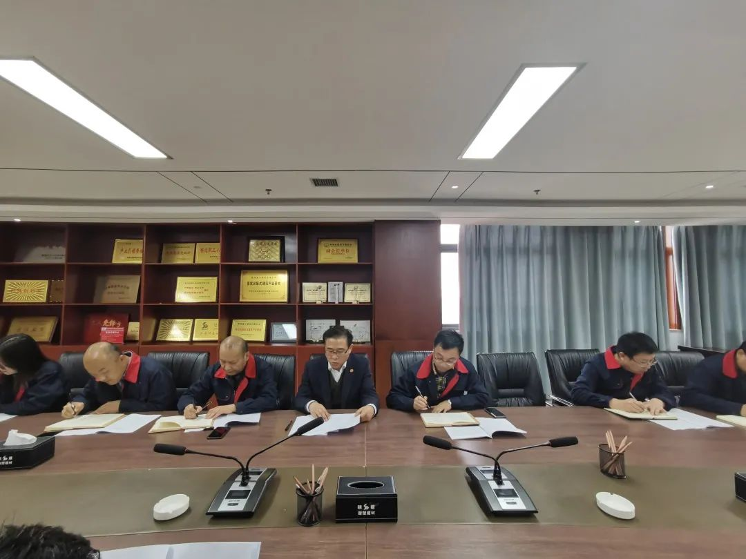 �±���(�й���)���޹�˾ - ����