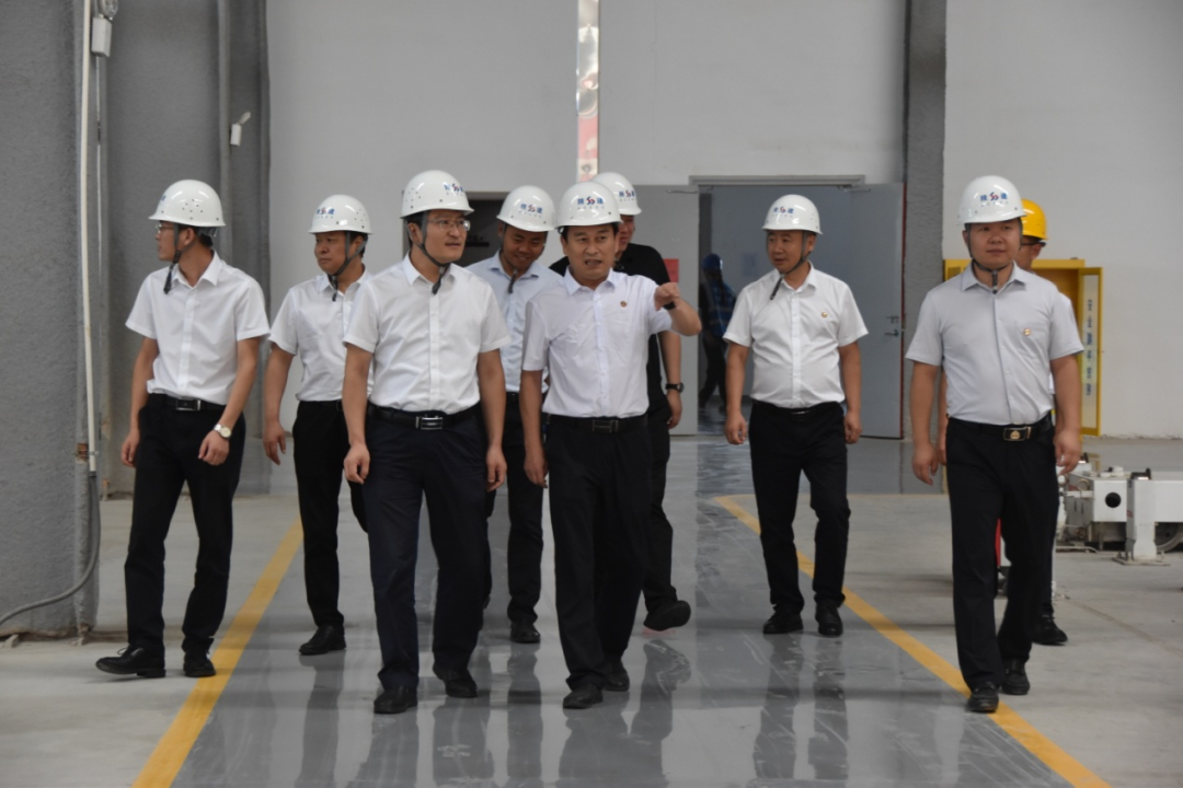 �½��Ž�԰���ܾ�������һ�е��½�װ���������е���