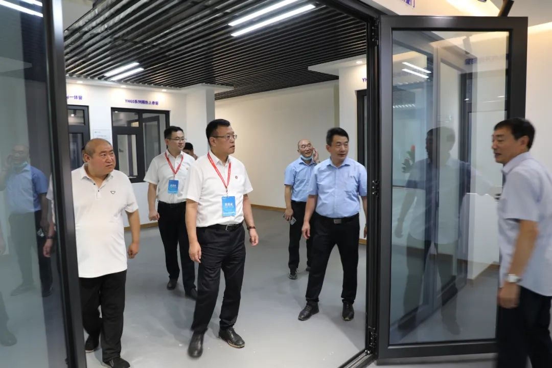 �±���(�й���)���޹�˾ - ����