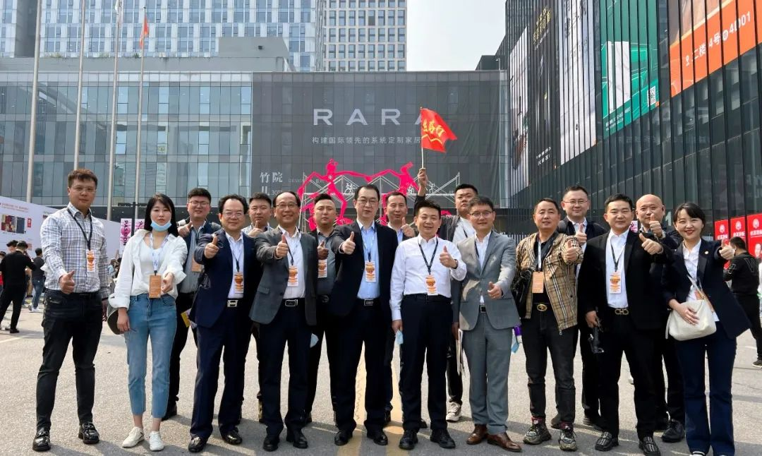 �±���(�й���)���޹�˾ - ����