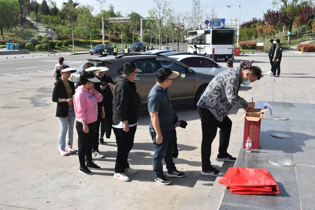 �±���(�й���)���޹�˾ - ����