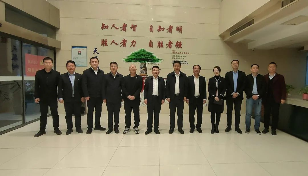 �±���(�й���)���޹�˾ - ����