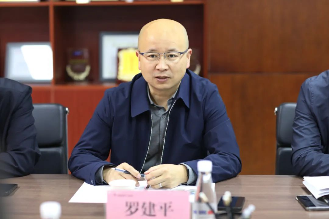 �±���(�й���)���޹�˾ - ����