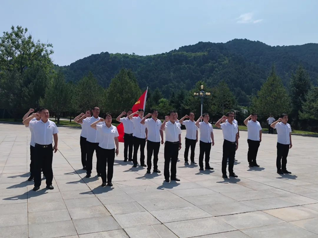 �±���(�й���)���޹�˾ - ����