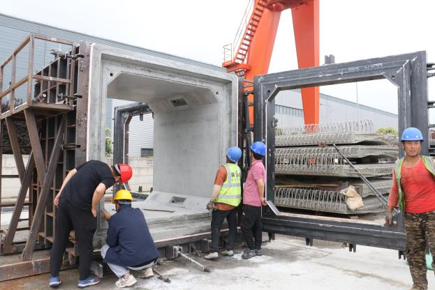 �±���(�й���)���޹�˾ - ����