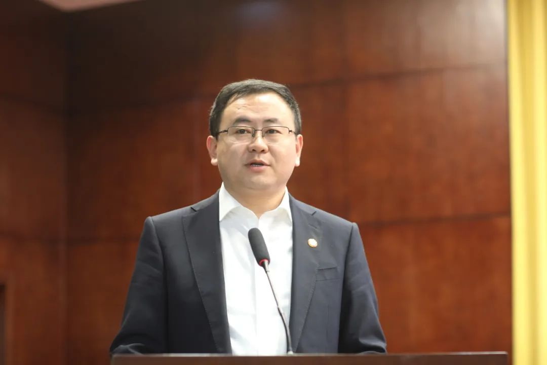 �±���(�й���)���޹�˾ - ����