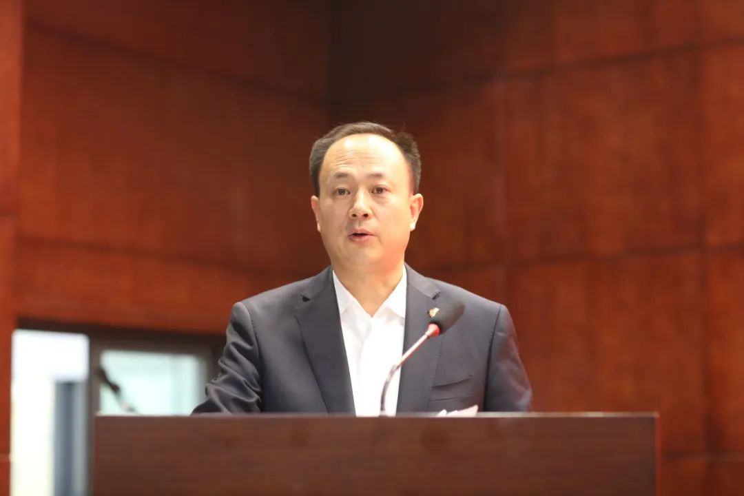 �±���(�й���)���޹�˾ - ����