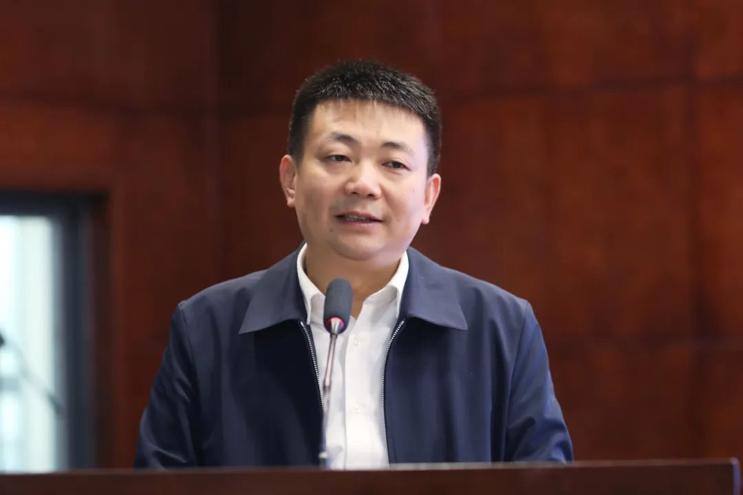 �±���(�й���)���޹�˾ - ����