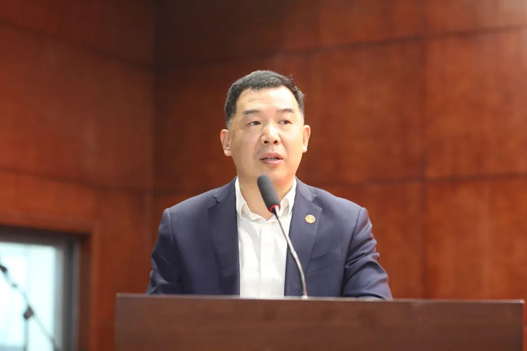 �±���(�й���)���޹�˾ - ����