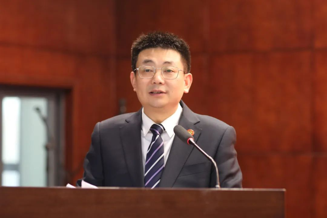 �±���(�й���)���޹�˾ - ����