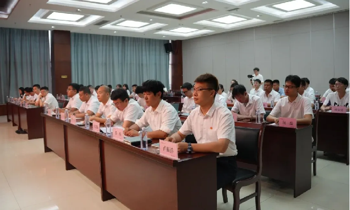 �±���(�й���)���޹�˾ - ����